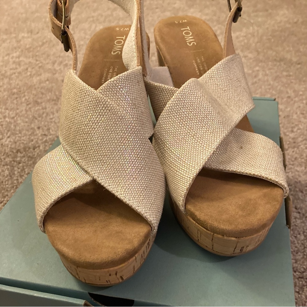 TOMS Ibiza Multi-Pearlized Metalic Woven/Honey Leather BNIB Size 7.5 - Picture 2 of 11
